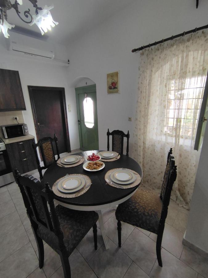 La Maison D Aspasia Kamilari Esterno foto