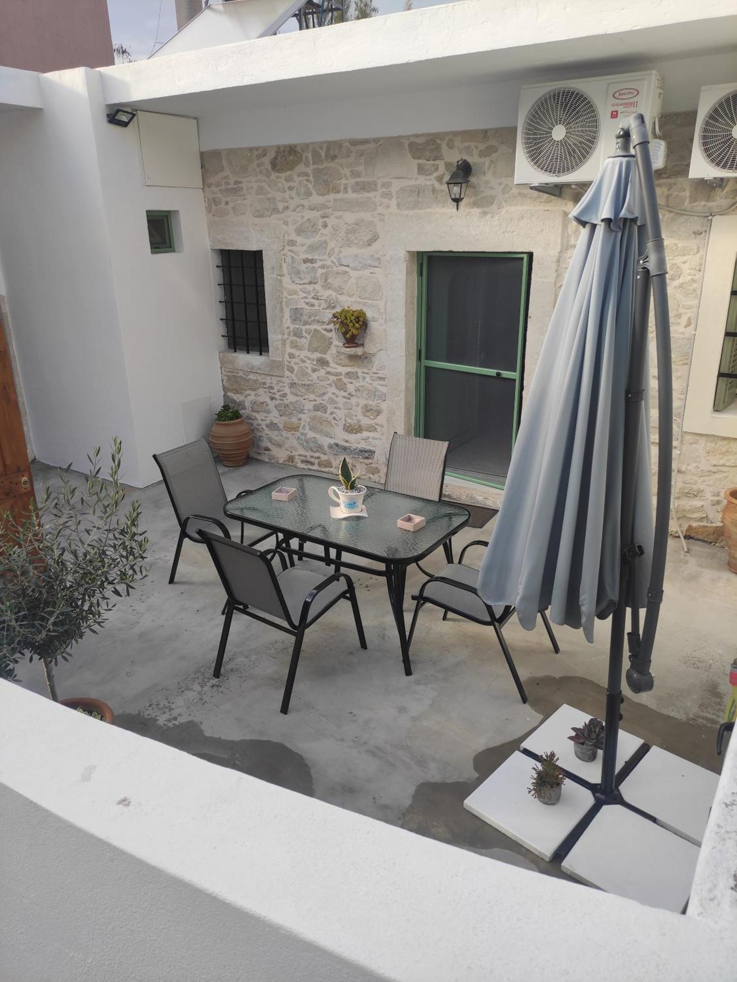 La Maison D Aspasia Kamilari Esterno foto