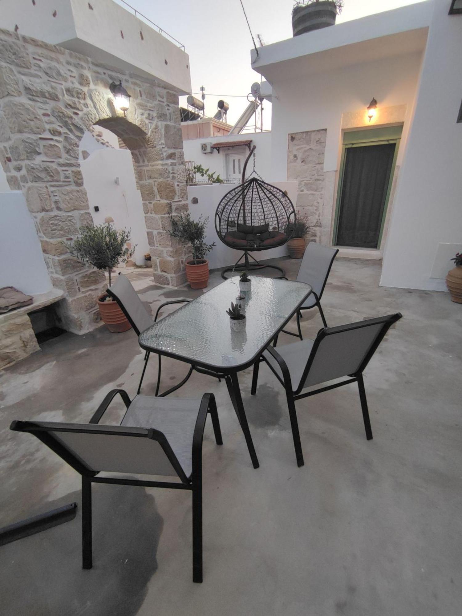 La Maison D Aspasia Kamilari Esterno foto