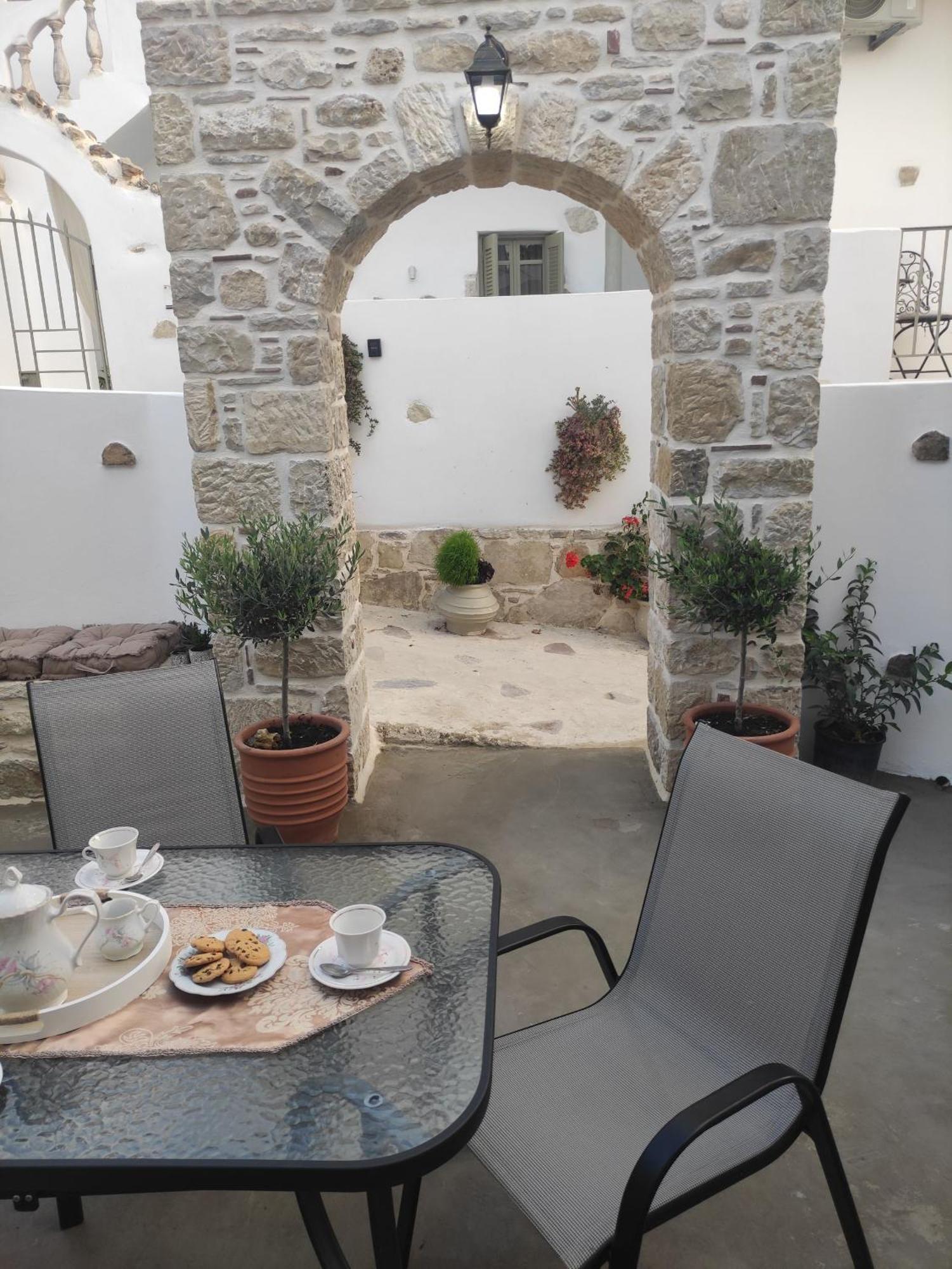 La Maison D Aspasia Kamilari Esterno foto